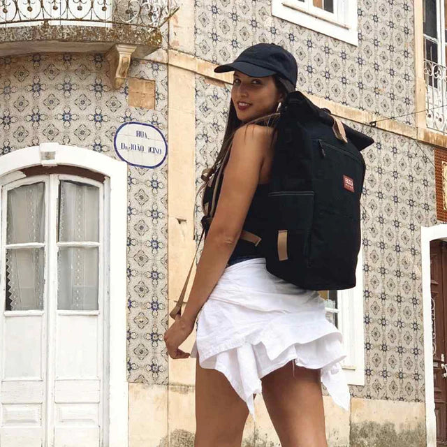 Everyday Backpack in Black 15L